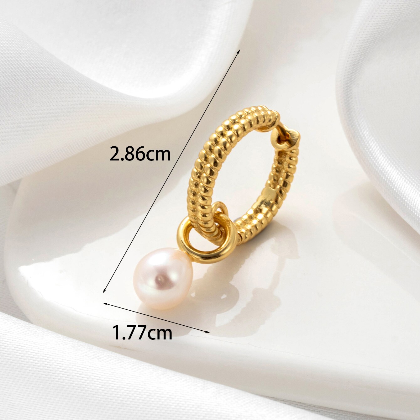 1 pieza de pendientes colgantes de perlas artificiales para mujer, de cobre chapado en oro de 18 quilates, con diseño geométrico clásico de serie simple h5 